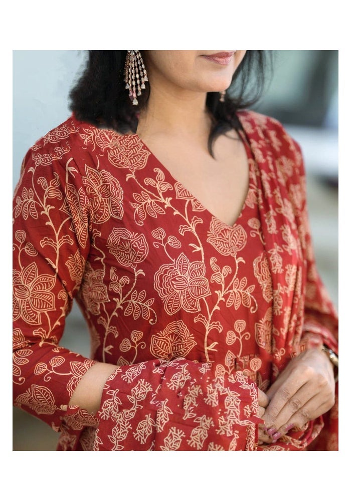 Malishka Export Maroon Rayon Printed Anarkali Kurta Pant Set for Women - Image 3